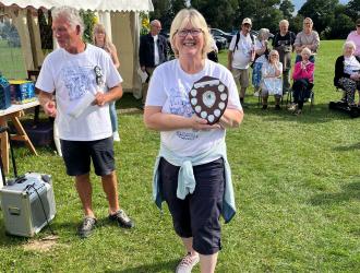 Vegetables Challenge Cup winner Lynn Hume